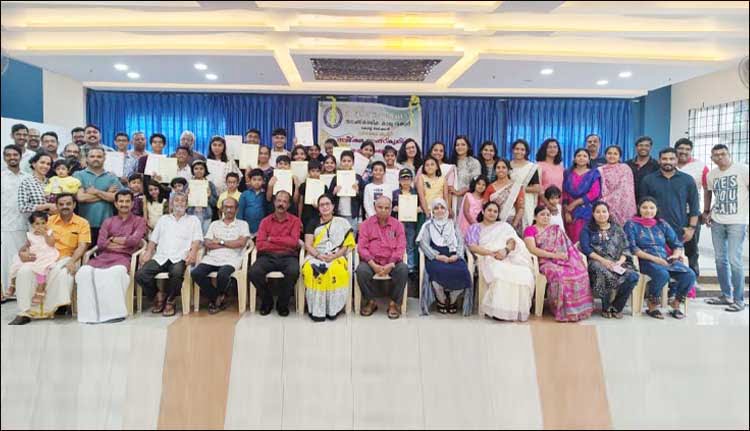 മലയാളം മിഷൻ പഠിതാക്കള്‍ക്കുള്ള സർട്ടിഫിക്കറ്റ് വിതരണം