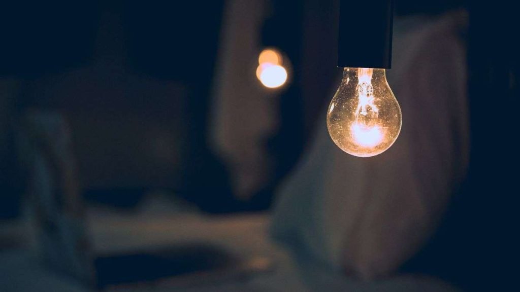 കേരളത്തില്‍ ഇന്ന് രാത്രി 15 മിനിറ്റ് വൈദ്യുതി മുടങ്ങും; അറിയിപ്പുമായി കെഎസ്ഇബി