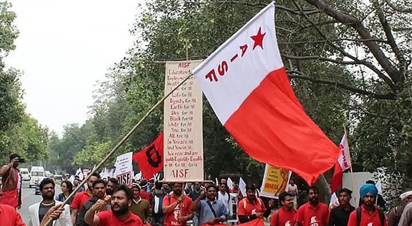 നീറ്റ് പരീക്ഷ ക്രമക്കേട്; രാജ്യവ്യാപകമായി നാളെ വിദ്യാഭ്യാസ ബന്ദിന് ആഹ്വാനം ചെയ്ത് ഇടതു വിദ്യാര്‍ഥി സംഘടനകള്‍