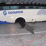 ഓടുന്ന ബസിന്റെ ടയർ പൊട്ടിത്തെറിച്ചു; യാത്രക്കാർ രക്ഷപ്പെട്ടത് തലനാരിഴയ്ക്ക്