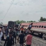 യുപിയില്‍ ട്രെയിൻ അപകടം; 10 കോച്ചുകള്‍ പാളം തെറ്റി
