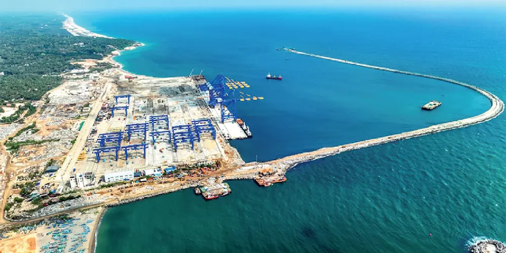 വിഴിഞ്ഞം തുറമുഖം ഇനി യാഥാർത്ഥ്യം; 2000 കണ്ടെയ്‌നറുകളുമായി സാൻഫെർണാണ്ടോ തീരത്ത്