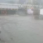 മുംബൈയിൽ കനത്ത മഴ; വെള്ളക്കെട്ട്, വാഹനങ്ങൾ വഴി തിരിച്ചുവിട്ടു