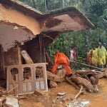 നോവായി വയനാട്; 63 മൃതദേഹങ്ങൾ കണ്ടെടുത്തു, കുടുങ്ങി കിടക്കുന്നത് 250 ഓളം പേർ