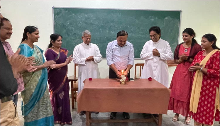 കണിക്കൊന്ന പ്രവേശനോത്സവം