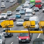 പ്രധാന റോഡുകളിൽ വാഹനങ്ങൾക്കുള്ള വേഗപരിധി നിശ്ചയിച്ച് ട്രാഫിക് പോലീസ്