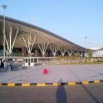 വിമാനത്താവളത്തിൽ വെച്ച് നഷ്ടപ്പെട്ട വജ്രാഭരണം കണ്ടെത്തി യുവതിയെ തിരികെ ഏൽപ്പിച്ച് സിഐഎസ്എഫ്