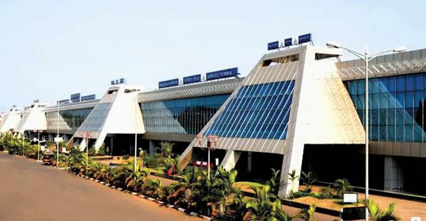 കോഴിക്കോട് വിമാനത്താവളത്തിലെ പാര്‍ക്കിങ് നിരക്കില്‍ നാലിരട്ടി വരെ വര്‍ധന; ഇന്നു മുതല്‍ പ്രാബല്യത്തില്‍