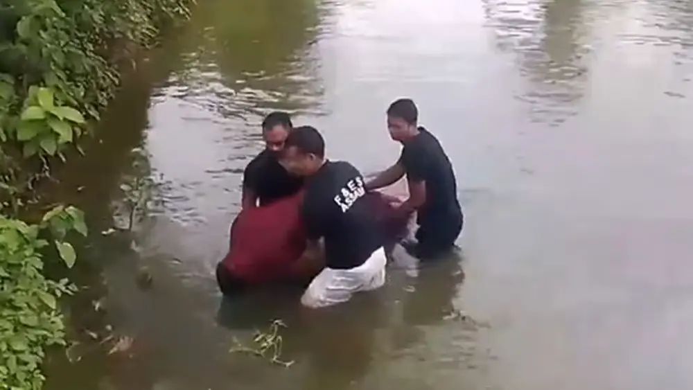 അസം കൂട്ട ബലാത്സംഗക്കേസ്; പോലീസ് കസ്റ്റഡിയില്‍ നിന്നും രക്ഷപ്പെട്ട മുഖ്യപ്രതി കുളത്തില്‍ വീണ് മരിച്ചു
