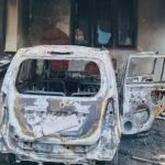 പിതാവ് താക്കോല്‍ നല്‍കിയില്ല; പെട്രോളൊഴിച്ച്‌ കാര്‍ കത്തിച്ച്‌ മകൻ