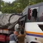 പത്തനംതിട്ടയില്‍ ടൂറിസ്റ്റ് ബസും ലോറിയും കൂട്ടിയിടിച്ച് അപകടം; നിരവധി പേർക്ക് പരുക്ക്