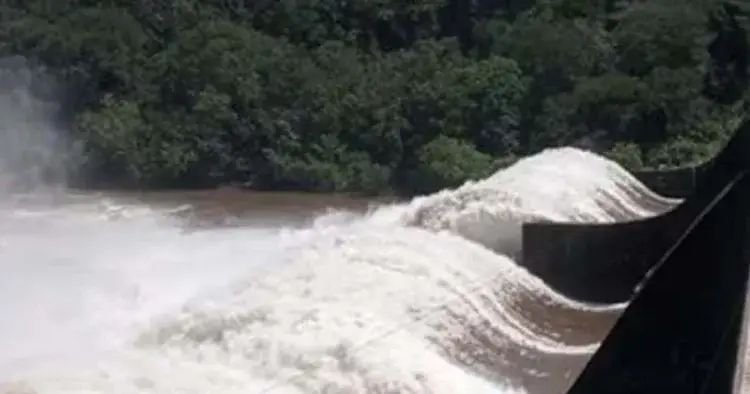 ഷോളയാര്‍ ഡാമിന്റെ ഷട്ടര്‍ തുറന്നു; ജാഗ്രതാ നിര്‍ദേശം