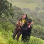 സെല്‍ഫിക്കിടെ കാലുതെന്നി 100 അടി താഴ്ചയുള്ള കൊക്കയിലേക്ക് വീണു; അദ്ഭുതകരമായി രക്ഷപ്പെട്ട് യുവതി