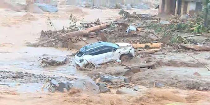 വയനാട് ദുരിതബാധിതരുടെ വായ്പകള്‍ എഴുതിത്തള്ളും