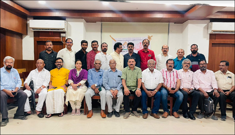 വയനാട് പുനരധിവാസം; നോർക്കയുടെ ആഭിമുഖ്യത്തിൽ അവലോകന യോഗം ചേർന്നു