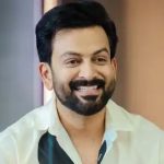 വയനാടിന് കെെത്താങ്ങ്; ദുരിതാശ്വാസ നിധിയിലേക്ക് 25 ലക്ഷം കെെമാറി പൃഥ്വിരാജ്