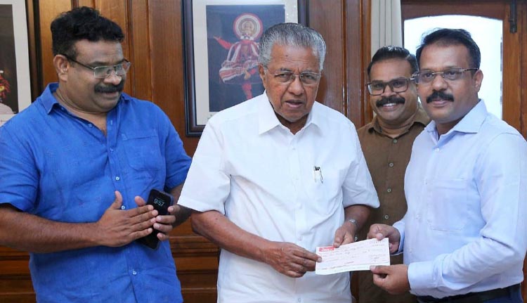 മുഖ്യമന്ത്രിയുടെ ദുരിതാശ്വാസ നിധിയിലേക്ക് 5 ലക്ഷം രൂപ നല്‍കി ബെംഗളൂരു വ്യവസായി ബിനോയ് എസ് നായർ