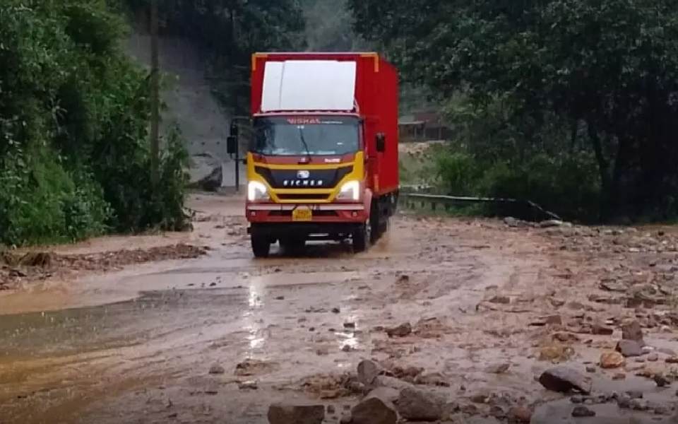 ഷിരാഡി ഘട്ടിൽ വാഹനഗതാഗതം പുനസ്ഥാപിച്ചു