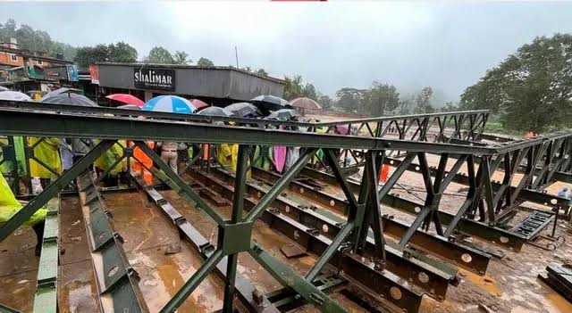 വയനാട് ഉരുൾപൊട്ടൽ; മരണസംഖ്യ 290 കടന്നു, ബെയ്ലി പാലം തുറന്നു