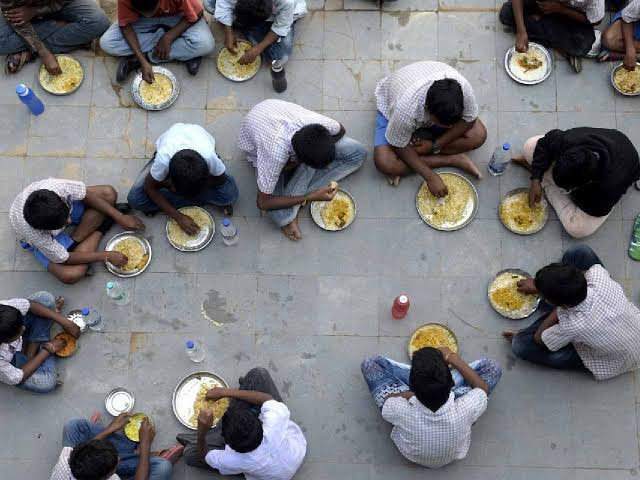 വിശേഷ ദിവസങ്ങളിൽ സർക്കാർ സ്കൂൾ വിദ്യാർഥികൾക്ക് പ്രത്യേക ഭക്ഷണ മെനു ലഭ്യമാക്കും