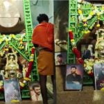 ക്ഷേത്രത്തിന്റെ ശ്രീകോവിലിൽ നടൻ ദർശന്റെ ചിത്രം പതിപ്പിച്ചു; പൂജാരിക്ക് സസ്പെൻഷൻ