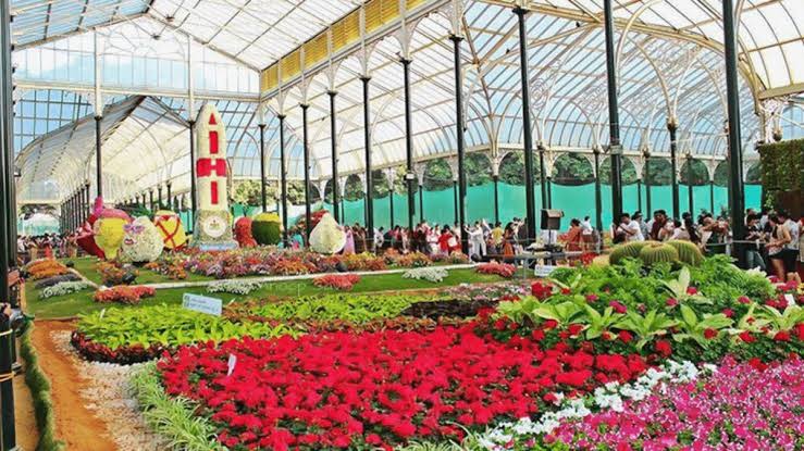 ലാൽബാഗ് പുഷ്പമേള; ഒറ്റദിവസം ലഭിച്ച വരുമാനം 92.5 ലക്ഷം രൂപ