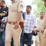 ജയിൽ മാറ്റത്തിനിടയിലും ദർശന് വിഐപി പരിഗണന; പോലീസ് ഉദ്യോഗസ്ഥനെതിരെ നടപടി