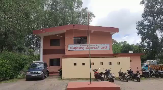 പത്താം ക്ലാസ് വിദ്യാർഥിനികളെ പീഡിപ്പിച്ചെന്നാരോപണം; സംഗീത അധ്യാപകനെതിരെ കേസ്