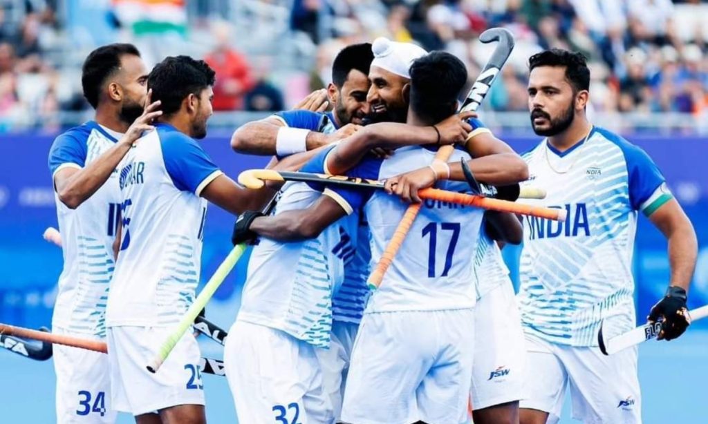 ഷൂട്ടൗട്ടിൽ രക്ഷകനായി പി ആർ ശ്രീജേഷ്; ഒളിമ്പിക്‌സ്‌ ഹോക്കിയിൽ ഇന്ത്യ സെമിയിൽ