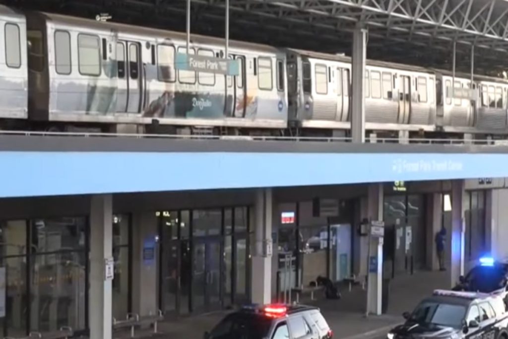 ചിക്കാഗോയിൽ ട്രെയിനിൽ വെടിവെപ്പ്; നാലു പേർ കൊല്ലപ്പെട്ടു