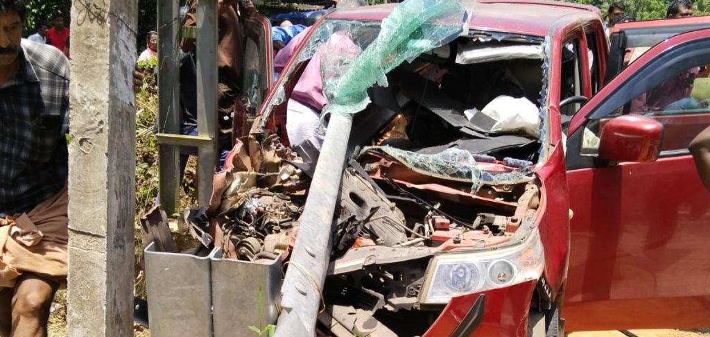 മകനെ എയര്‍പോട്ടില്‍ യാത്രയാക്കി മടങ്ങിവരവേ അപകടം; അമ്മയ്ക്കും സഹോദരനും ദാരുണാന്ത്യം