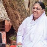 അമ്മയ്ക്ക് ഇന്ന് 71-ാം ജന്മദിനം; ആഘോഷം ഒഴിവാക്കി, വയനാടിന് 15 കോടിയുടെ പുനരധിവാസ പദ്ധതി