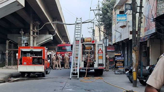 ഐസ്‌ ഫാക്‌ടറിയിൽ അമോണിയ വാതക ചോർച്ച; ഒരാൾ മരിച്ചു