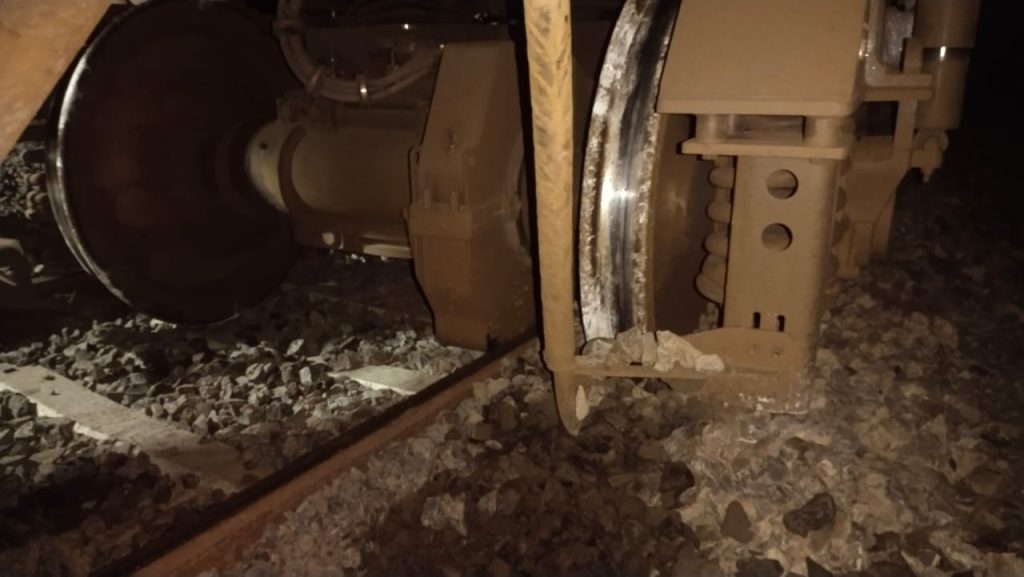 ഹുബ്ബള്ളി – സോളാപുർ പാതയിൽ ചരക്ക് ട്രെയിൻ പാളം തെറ്റി