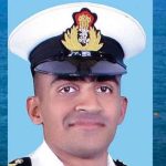 കോസ്റ്റ്​ഗാര്‍ഡ് കോപ്റ്റര്‍ കടലിൽ തകര്‍ന്നു; മലയാളി പൈലറ്റ് മരിച്ചു