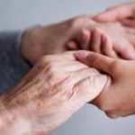 രാജ്യത്തെ 70 കഴിഞ്ഞ എല്ലാവർക്കും 5ലക്ഷം രൂപയു‌ടെ ആരോഗ്യ ഇൻഷ്വറൻസ്