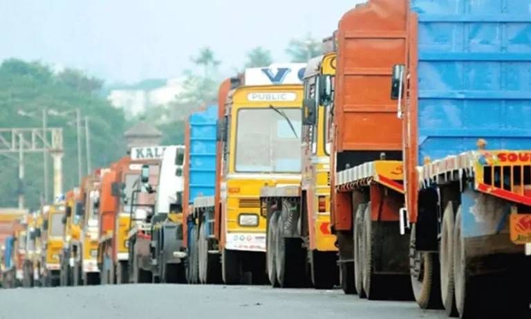 ഒക്ടോബര്‍ നാലിന് ചരക്ക് വാഹനങ്ങള്‍ പണിമുടക്കും