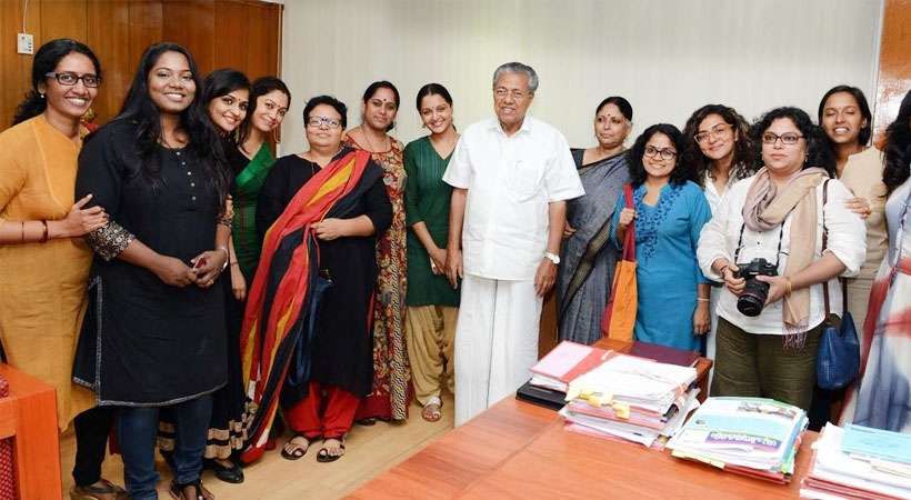 മുഖ്യമന്ത്രിയെ കണ്ട് ഡബ്ല്യുസിസി അംഗങ്ങള്‍