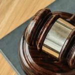 സുപ്രീം കോടതിയുടേതല്ലാത്ത വിധി തെറ്റായി ഉദ്ധരിച്ചു; സിവിൽ കോടതി ജഡ്ജിക്കെതിരെ നടപടി