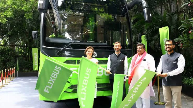 99 രൂപയ്ക്ക് ബസ് യാത്ര; ബെംഗളൂരുവിൽ നിന്ന് സർവീസ് ഫ്ലാഗ് ഓഫ്‌ ചെയ്ത് ഫ്ലിക്സ്ബസ്