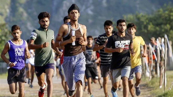 എക്സൈസ് കോൺസ്റ്റബിൾ പരീക്ഷയ്ക്കായി ശാരീരിക ക്ഷമത പരിശോധന: 11 ഉദ്യോഗാര്‍ഥികള്‍ക്ക് ദാരുണാന്ത്യം