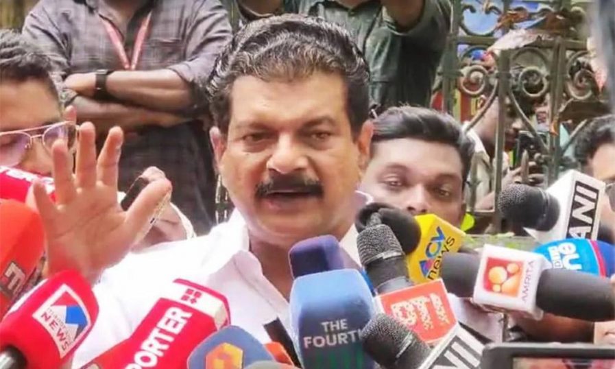 പി വി അൻവർ നിലമ്പൂരിൽ മത്സരിക്കും; തീരുമാനം തൃണമൂല് സംസ്ഥാന സെക്രട്ടറിയേറ്റ് യോഗത്തിൽ