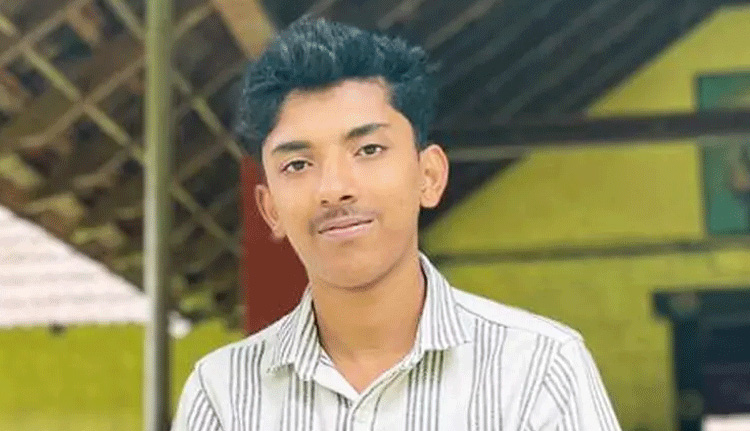 ദേശീയപാതയിൽ ബൈക്കപകടം; കോളേജ് വിദ്യാർഥി മരിച്ചു