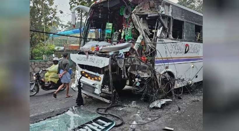 വിനോദയാത്രയ്ക്ക് പോയ ബസ് അപകടത്തില്‍പ്പെട്ടു