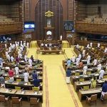 കേരള നിയമസഭ സമ്മേളനം ആരംഭിച്ചു; വയനാട് ദുരന്തത്തില്‍ മരിച്ചവര്‍ക്ക് നിയമസഭ ചരമോപചാരം അര്‍പ്പിച്ചു