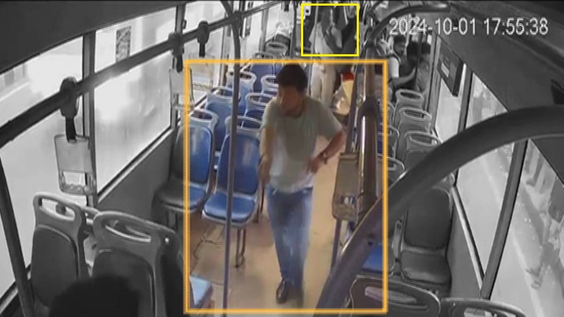 ബസിന്റെ വാതിൽപ്പടിയിൽ നിന്നത് ചോദ്യം ചെയ്തു; ബിഎംടിസി കണ്ടക്ടറെ യുവാവ് കുത്തിപ്പരുക്കേൽപ്പിച്ചു