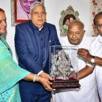 ഉപരാഷ്ട്രപതി ജഗദീപ് ധൻകർ ദേവഗൗഡയെ സന്ദർശിച്ചു