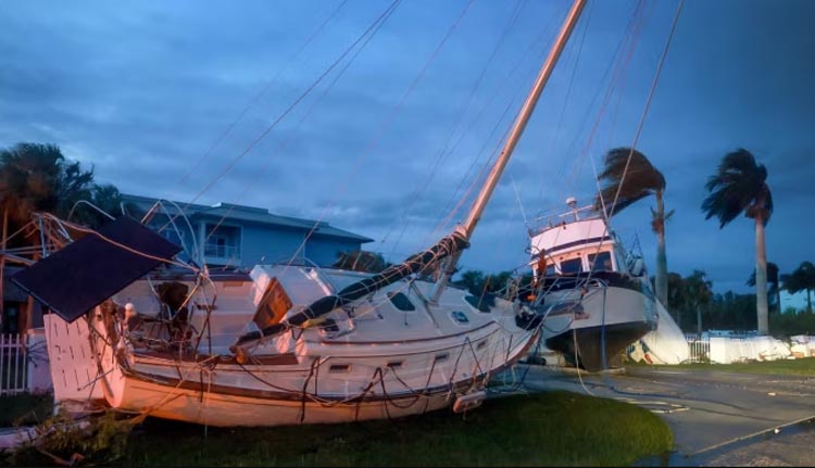 മിൽട്ടൻ ചുഴലിക്കാറ്റ്; ഫ്ളോറിഡയിൽ പേമാരിയും കൊടുങ്കാറ്റും, മരണം 19, വൻ നാശനഷ്ടം
