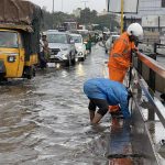 ബെംഗളൂരുവിൽ കനത്ത മഴ; റോഡുകളിൽ വെള്ളം കയറിയതോടെ ഗതാഗതക്കുരുക്ക് രൂക്ഷം