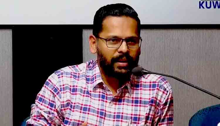 കോൺഗ്രസ് അധഃപതനത്തിന് കാരണം പ്രതിപക്ഷനേതാവ് വിഡി സതീശന്‍, സിപിഎം ഭീതി സൃഷ്ടിച്ച് ബിജെപിയെ സഹായിക്കുന്നു: രൂക്ഷ വിമർശനവുമായി പി സരിന്‍